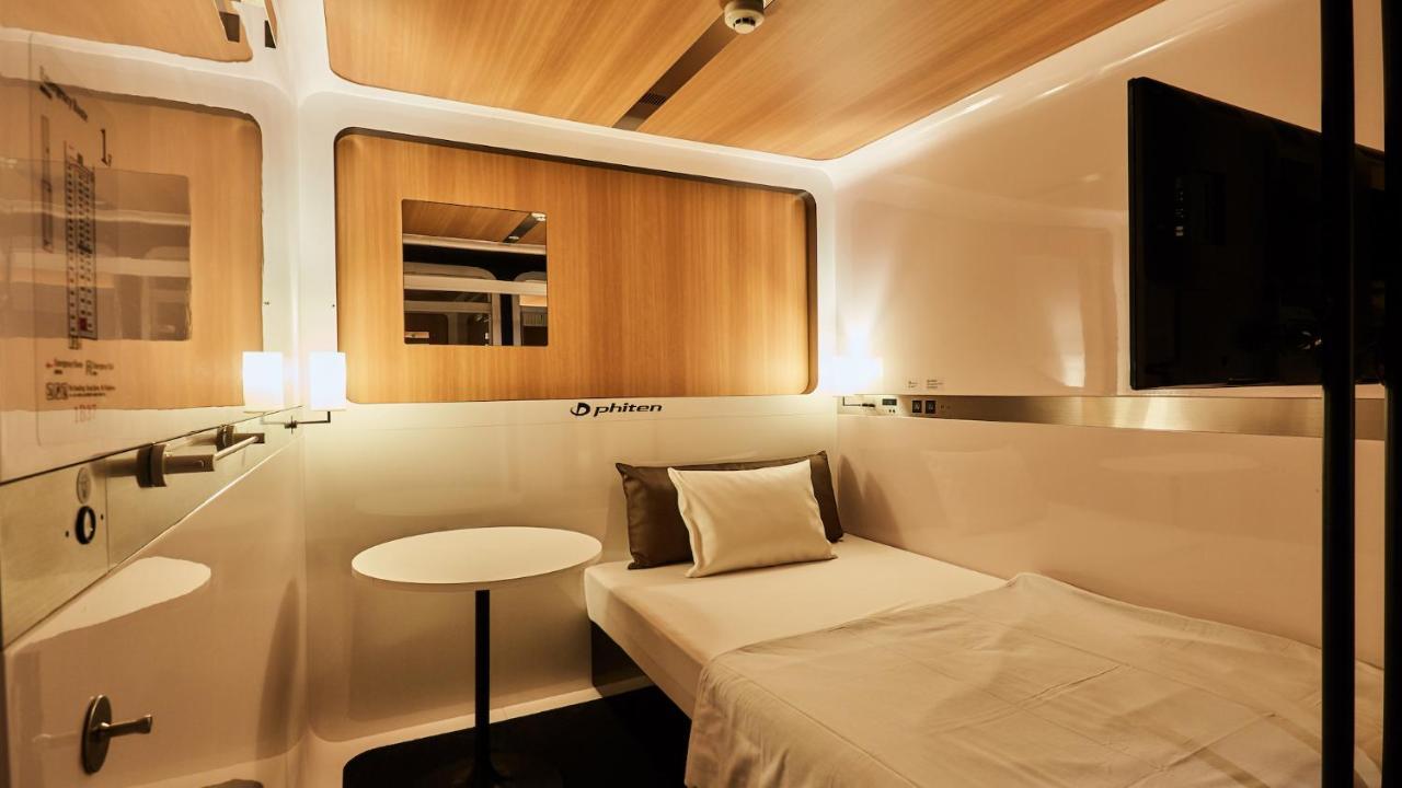 First Cabin Nishi Umeda Osaka Esterno foto
